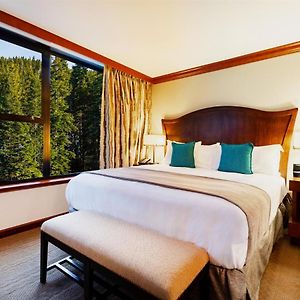 Deluxe Suite Fireplace Forest View
